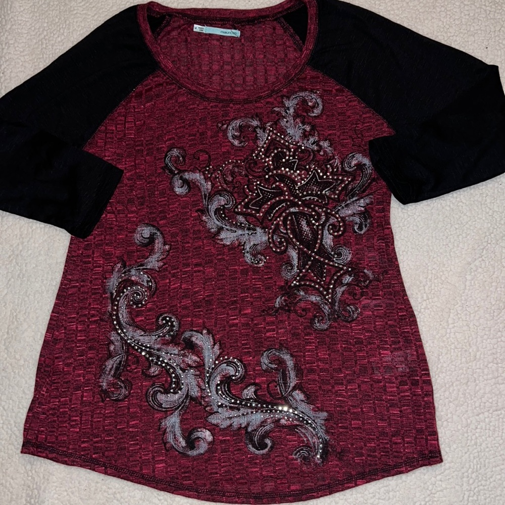 Maurice’s 3/4 sleeve shirt size Medium Bling
